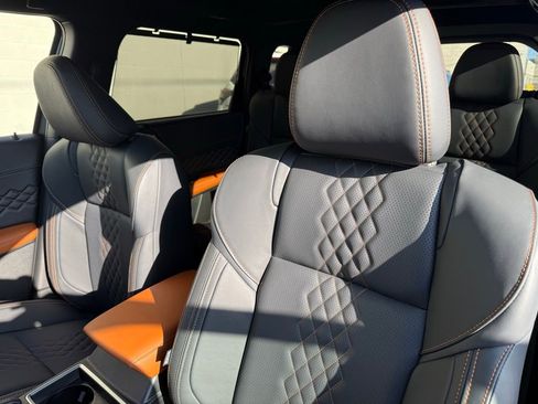 New 2025 Mitsubishi Outlander SEL image 20