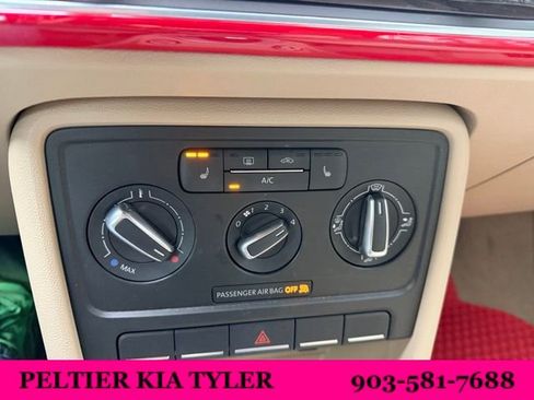 Used 2015 Volkswagen Beetle 1.8T image 20