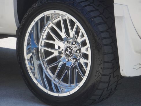 Used 2016 Chevrolet Silverado 1500 High Country AWD/4WD image 17
