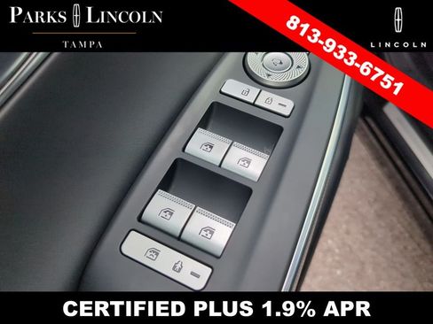 Used 2024 Genesis GV70 3.5T Sport AWD/4WD image 17