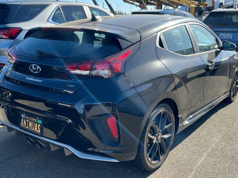 Used 2020 Hyundai Veloster Turbo R-Spec FWD image 4