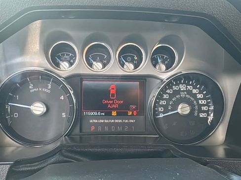 Used 2016 Ford F450 Platinum w/ Platinum Package image 20