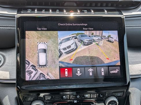 Used 2023 Jeep Grand Cherokee Overland w/ Adv Protech Group III image 25