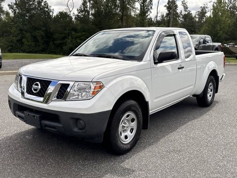 Used 2018 Nissan Frontier S RWD image 7