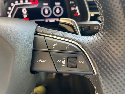 Used 2022 Audi RS Q8 AWD/4WD image 43