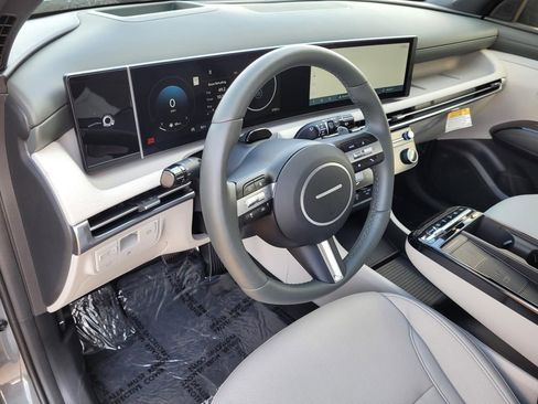 New 2025 Hyundai Tucson Limited FWD image 9