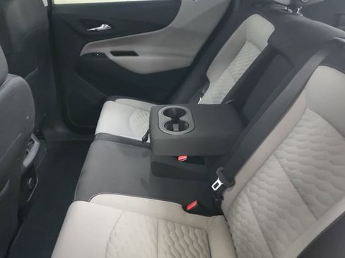 Used 2018 Chevrolet Equinox LT image 31