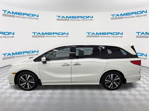 Used 2019 Honda Odyssey Elite image 2