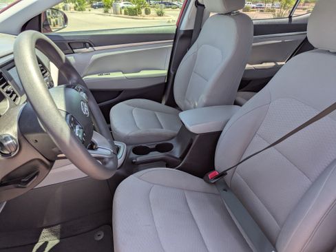 Used 2020 Hyundai Elantra SE w/ Cargo Package (C1) FWD image 25
