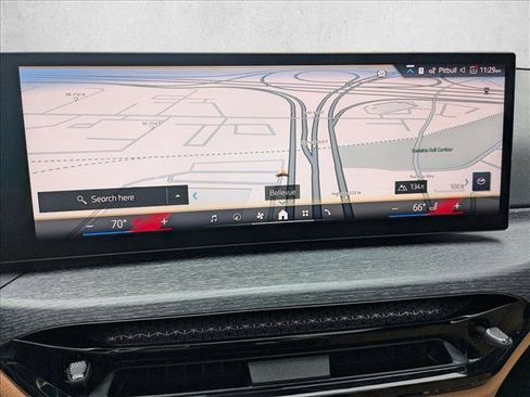 Used 2025 BMW 330i xDrive Sedan w/ Convenience Package image 15