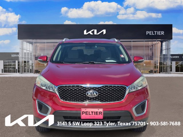Used 2017 Kia Sorento FWD w/ LX Convenience Package image 2
