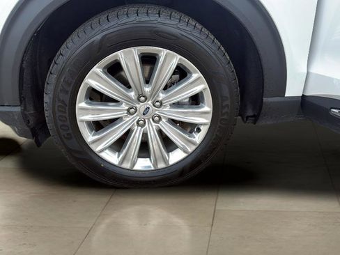 Certified 2022 Ford Explorer Limited image 33