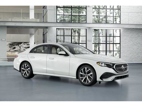 New 2026 Mercedes-Benz E 450 4MATIC Sedan image 12