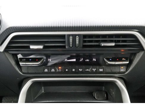 Used 2025 MAZDA CX-90 3.3 Turbo w/ Select Package AWD/4WD image 25