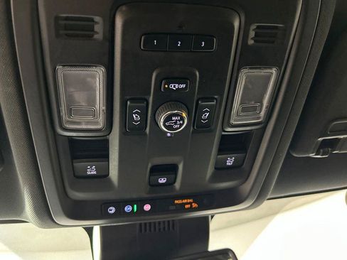 Used 2023 GMC Yukon XL AT4 w/ AT4 Premium Plus Package AWD/4WD image 40