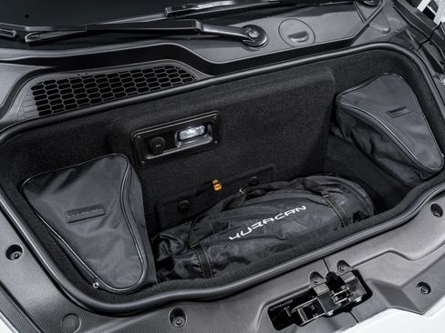 Used 2022 Lamborghini Huracan EVO AWD/4WD image 43