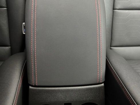 Used 2023 Chevrolet Colorado Z71 w/ Z71 Convenience Package 2 image 32