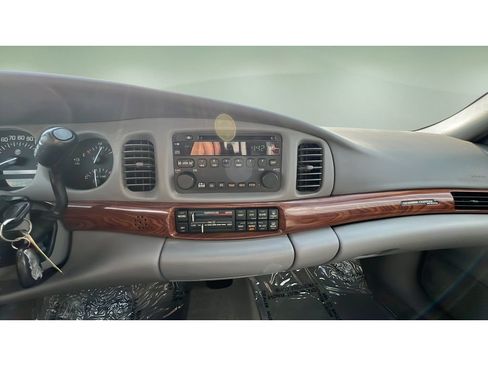 Used 2003 Buick Le Sabre Custom w/ Comfort & Style Package FWD image 17