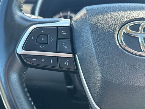 Used 2022 Toyota Highlander XLE image 20