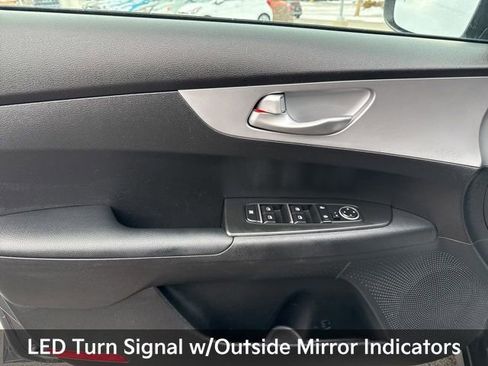 Used 2023 Kia Forte LXS w/ LXS Technology Package image 16