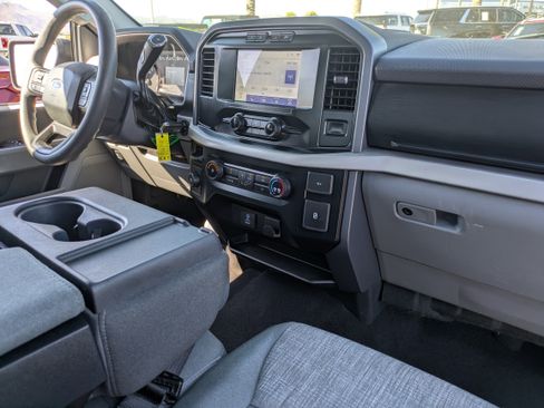 Used 2023 Ford F150 XLT image 12