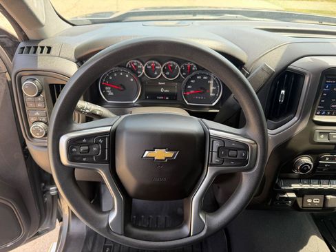 Used 2021 Chevrolet Silverado 1500 Custom w/ Safety Confidence Package AWD/4WD image 15
