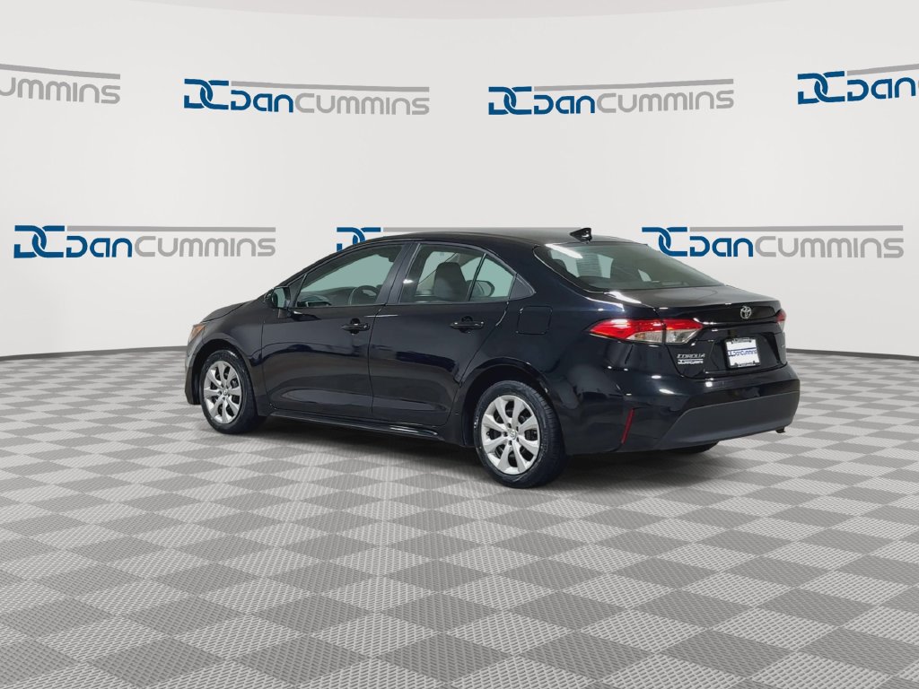 Used 2025 Toyota Corolla LE FWD image 6
