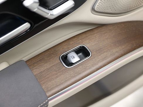 Used 2023 Mercedes-Benz EQS 580 EQS 580 4MATIC Sedan 4D image 50