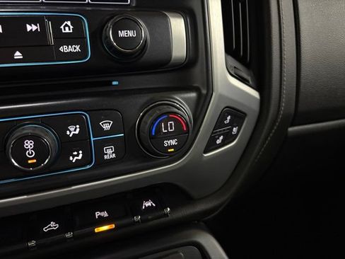Used 2018 GMC Sierra 1500 SLT AWD/4WD image 47