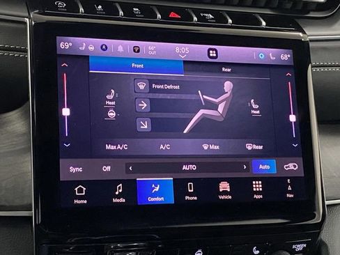 New 2025 Jeep Grand Cherokee L Limited w/ Black Appearance Package image 21