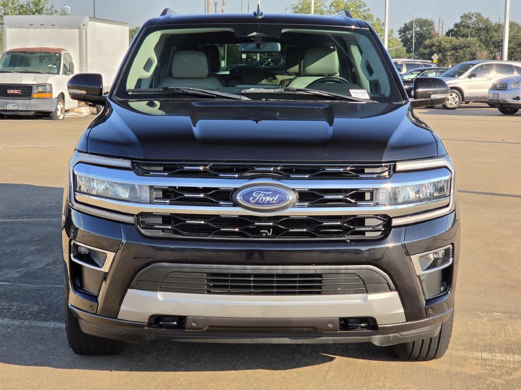 Used 2022 Ford Expedition Max Limited AWD/4WD image 3