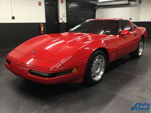 Used 1991 Chevrolet Corvette Coupe image 5