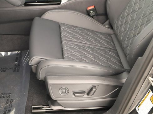 New 2025 Audi SQ5 Premium Plus image 24