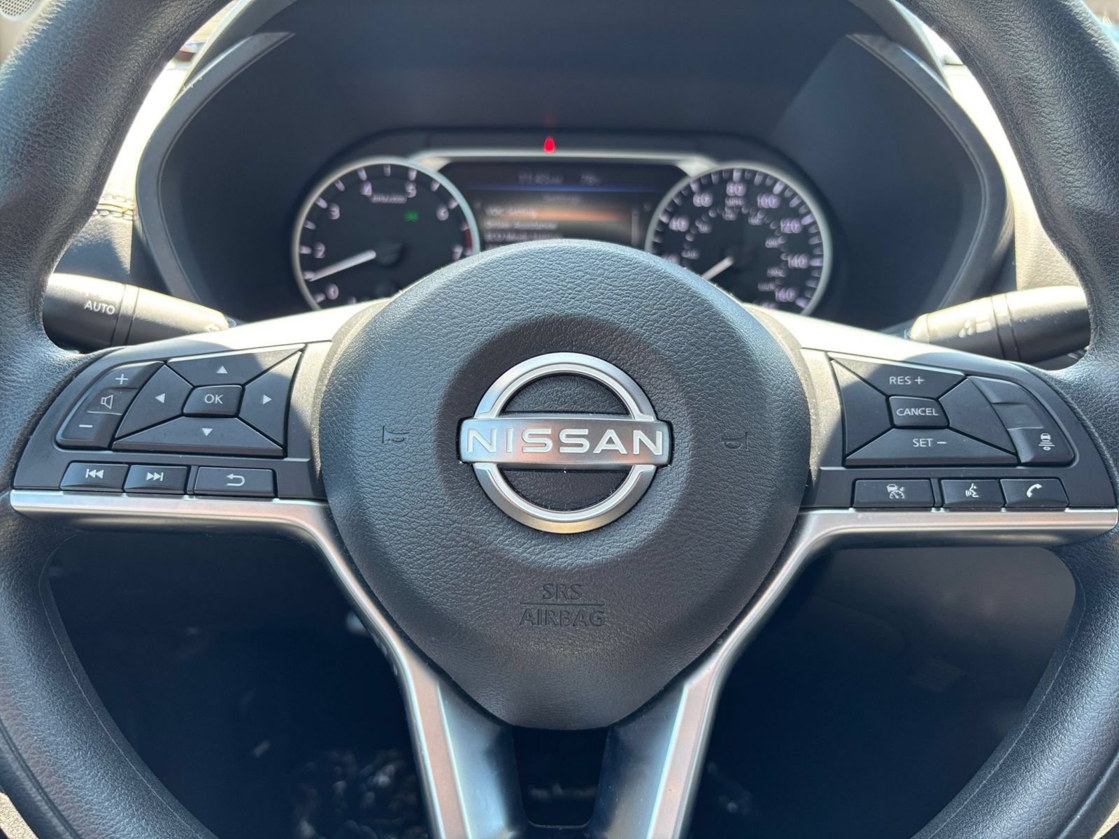 Used 2025 Nissan Sentra SV FWD image 25