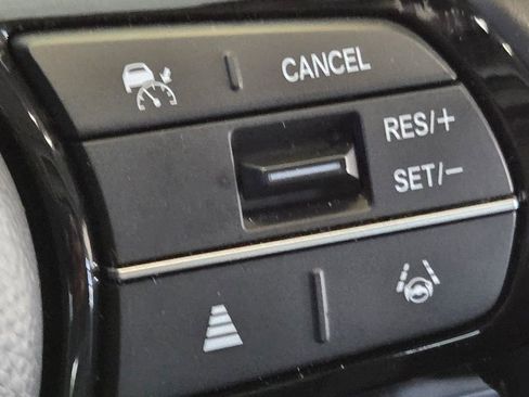 Certified 2025 Honda CR-V EX-L image 33
