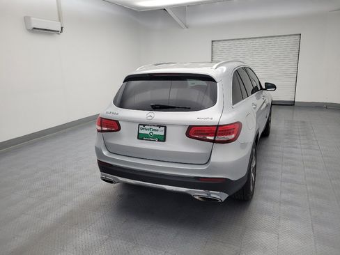 Used 2017 Mercedes-Benz GLC 300 4MATIC w/ Premium 1 Package image 7