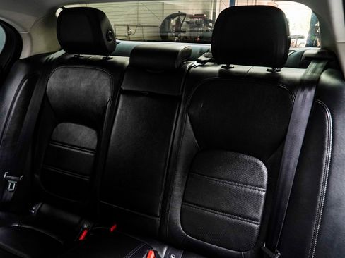 Used 2020 Jaguar XE S image 37