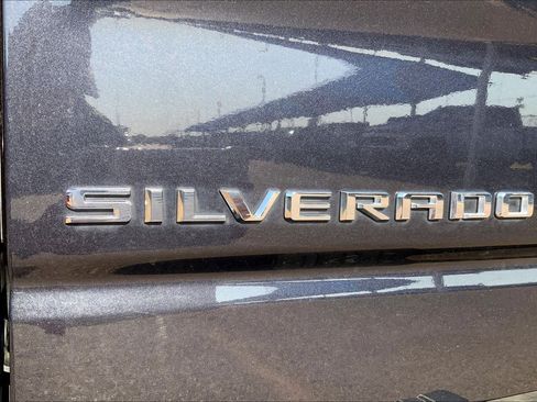Used 2022 Chevrolet Silverado 1500 RST w/ Texas Edition Plus AWD/4WD image 31
