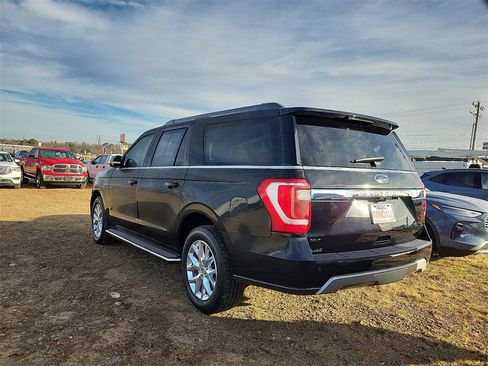 Used 2021 Ford Expedition Max XLT image 4