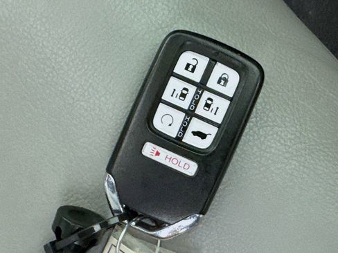 Used 2018 Honda Odyssey EX-L image 43
