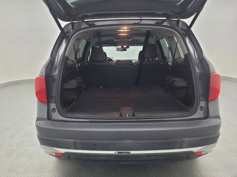 Used 2018 Honda Pilot Touring image 29