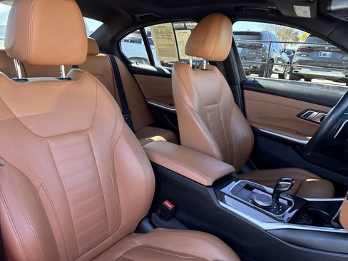 Used 2020 BMW 330i Sedan w/ Premium Package image 33