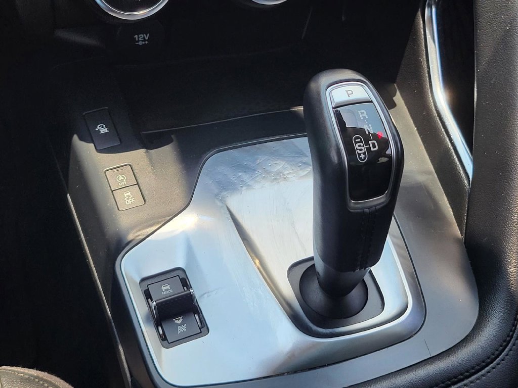 Used 2020 Jaguar E-PACE AWD/4WD image 29