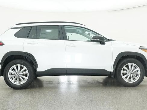 New 2026 Toyota Corolla Cross LE image 15