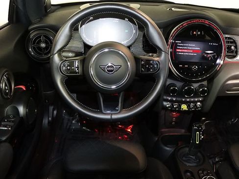 Used 2023 MINI Cooper SE FWD image 3