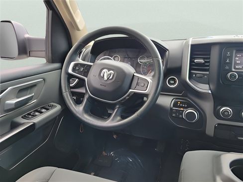 Used 2019 RAM 1500 Big Horn AWD/4WD image 19