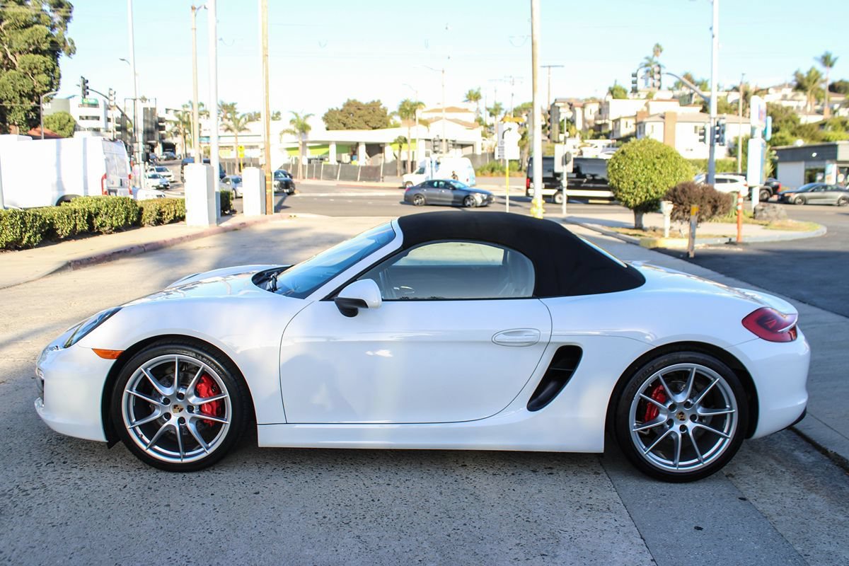 Used 2013 Porsche Boxster S RWD image 2