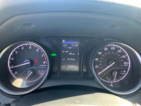 Used 2023 Toyota Camry SE w/ Convenience Package image 12