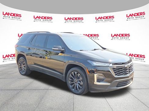 Used 2023 Chevrolet Traverse RS AWD/4WD image 1