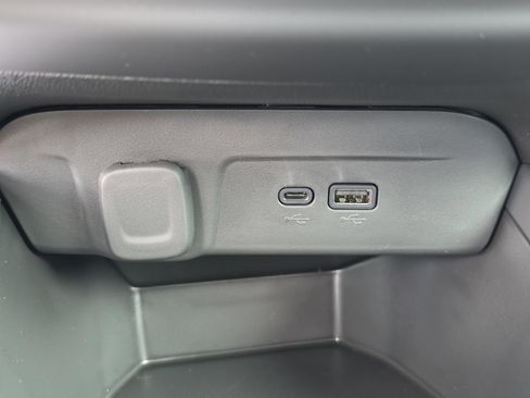 New 2026 Chevrolet Trax LS w/ LS Convenience Package FWD image 25